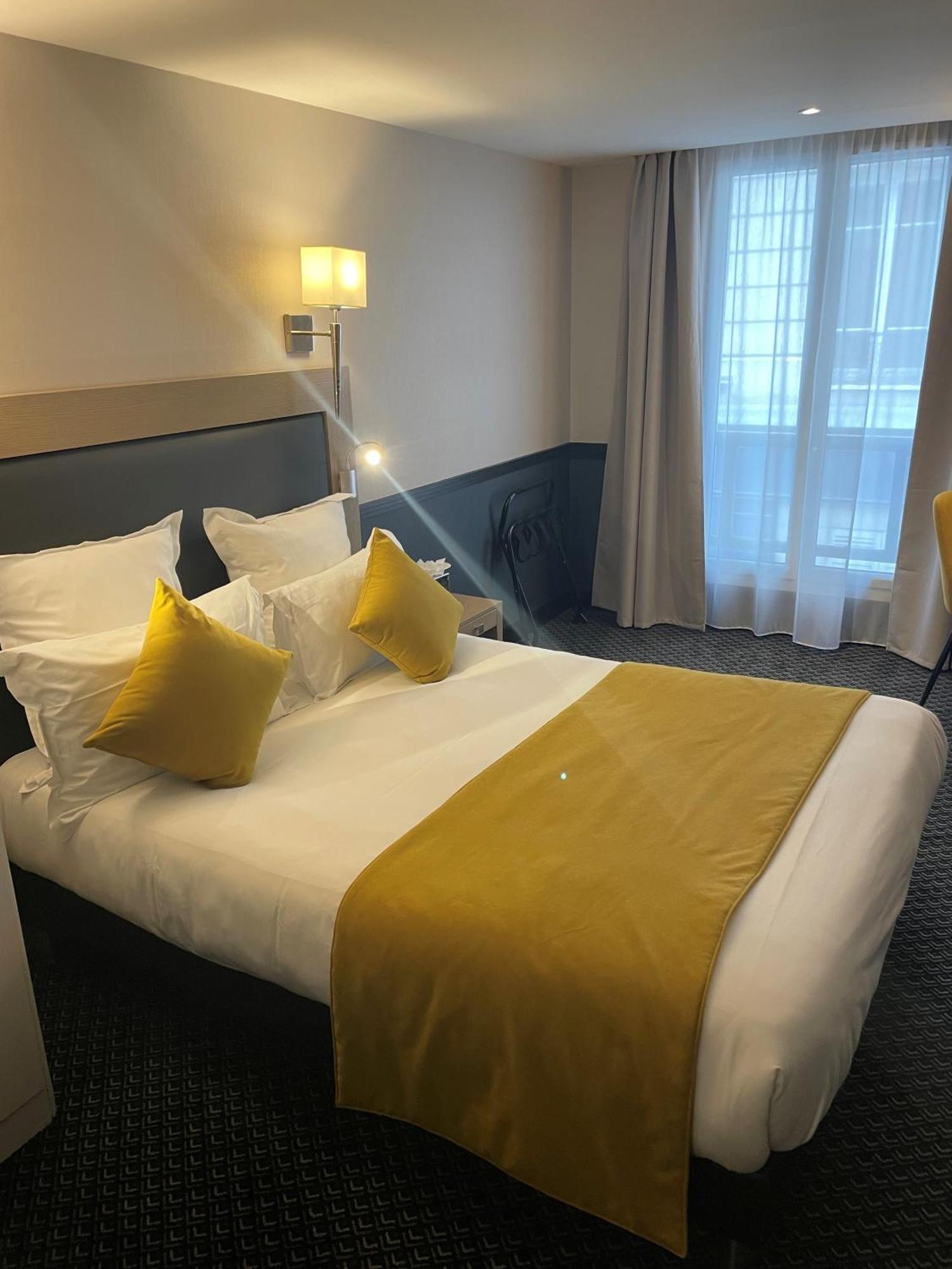 Hotel Elysees Flaubert Paris Bagian luar foto